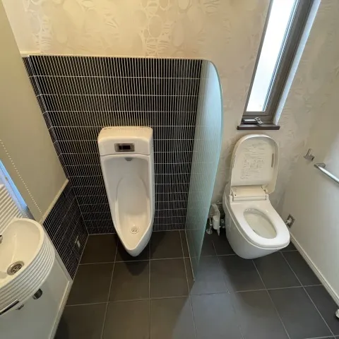 居相1丁目に位置する高級住宅のご紹介です。